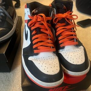 Men’s Jordan high tops size 9